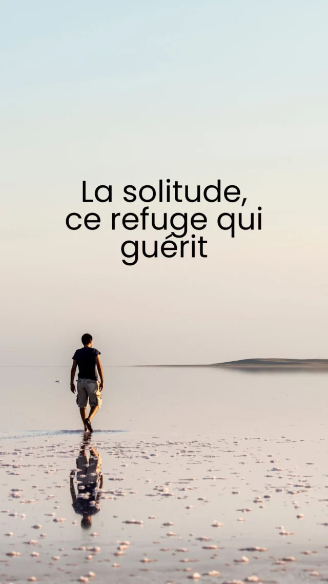 🫶🏼 Et si la solitude n’était pas un vide, mais un espace sacré pour se retrouver ?

Dans un monde qui glorifie la surstimulation, le bruit, la performance... la solitude est vue comme une punition.
Mais elle est souvent une bénédiction déguisée. 🙏🏻

C’est dans le silence que l’on entend ce qui crie en nous.
C’est dans l’isolement que les émotions peuvent enfin respirer.
Et c’est dans ces moments seuls avec soi-même qu’on dépose les masques... pour revenir à l’essentiel. 💫

Tu n’as pas besoin d’avoir peur d’être seul.
Tu as juste besoin d’apprendre à t’écouter.
Merci @andy_chiarelli pour ce message profond 🧡
(Interview complète sur YouTube) 

Et toi, que t’apprend la solitude ?