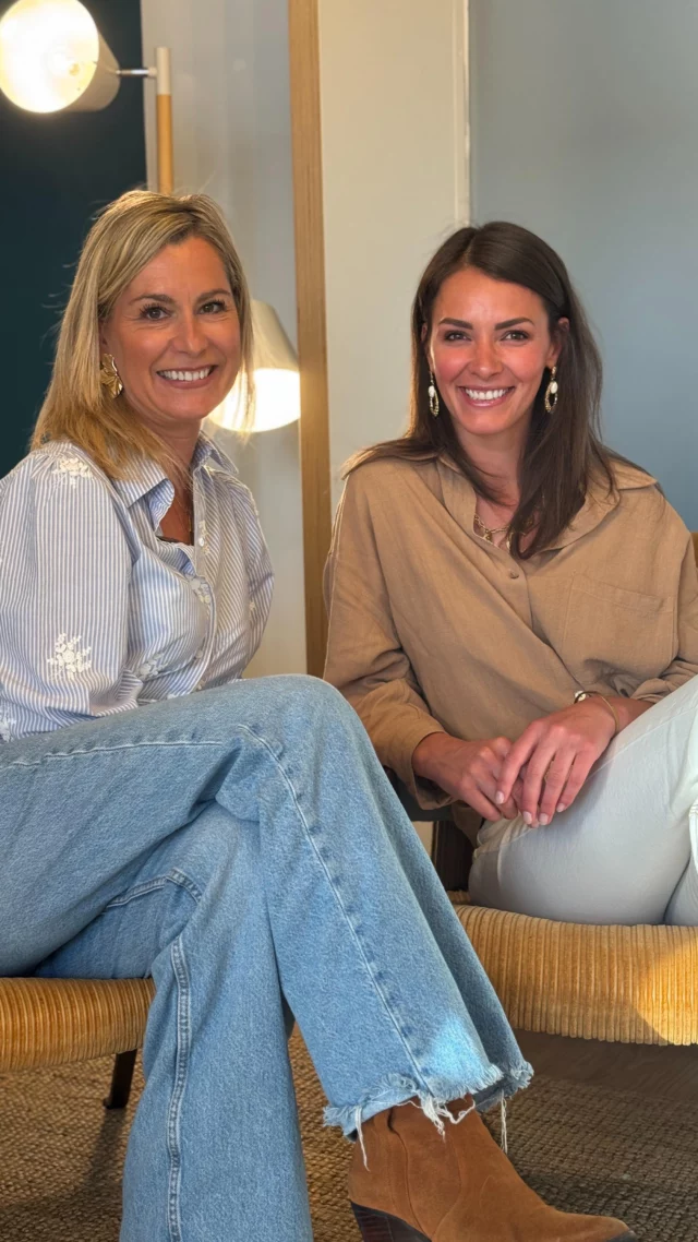 🎥 NOUVELLE interview à venir …

J’ai eu la chance d’échanger avec @zelie_willem , conférencière et spécialiste du charisme.

Dans cette conversation, on explore une distinction essentielle :
✨La différence entre être connu... et être reconnu.
🔥Entre la notoriété... et le rayonnement intérieur.

Parce que le charisme, ce n’est pas juste attirer
les regards.
C’est incarner qui l’on est profondément, avec présence, alignement et impact.
Tu te demandes comment développer un charisme vrai, sans chercher à « plaire » ?
Cette vidéo est pour toi.

🎥 @tasvusamos